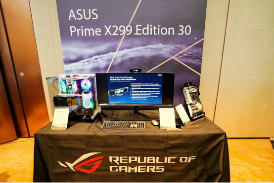 COMPUTEX 2019 华硕推出X299周年特别版及