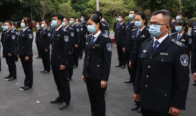 南宁市生态环境保护综合行政执法支队挂牌成立