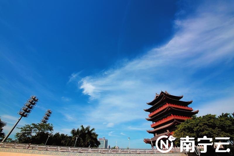 空气质量城市排名_今年上半年,四川空气质量优良率排第一的是这座城