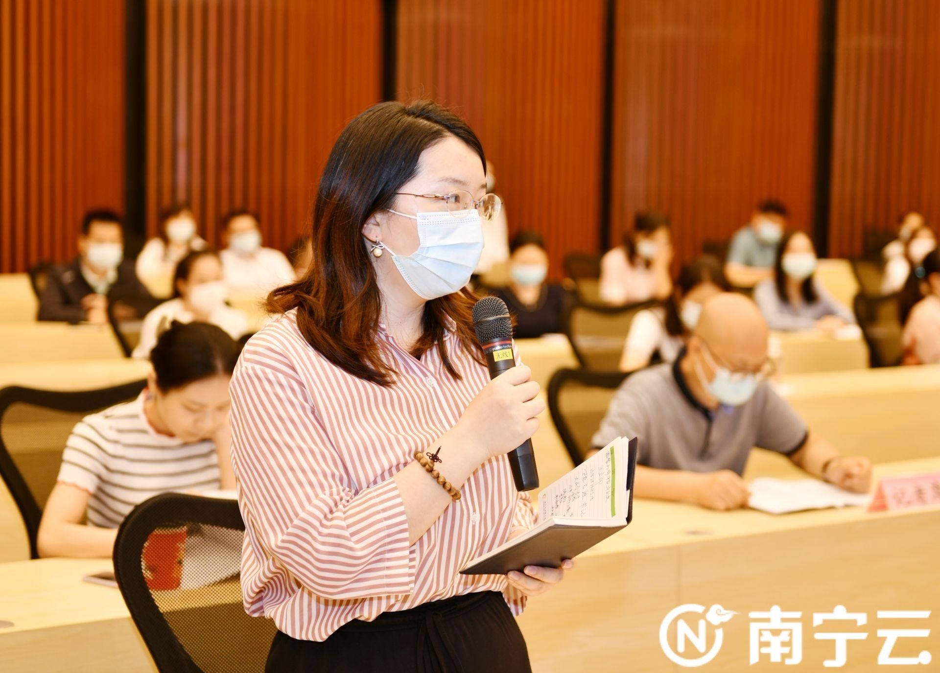 乐竟直播回顾 南宁市优化营商环境三年行动成果新闻发布会(图4)