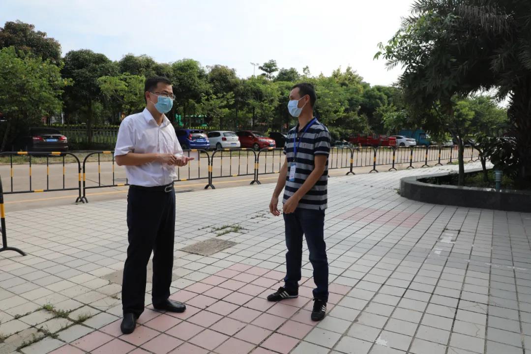 兴宁区区委书记高鑫检查疫情防控工作