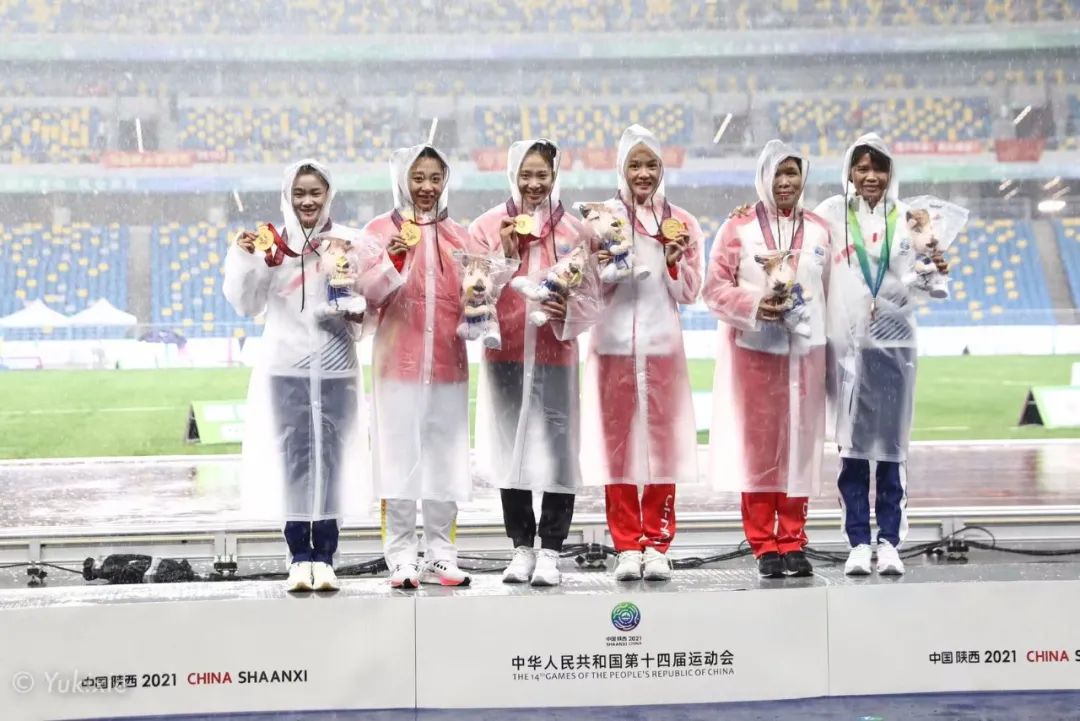 女飞人韦永丽女子4X100米夺冠 为广西代表团拿下第五金BOB竞猜(图4)