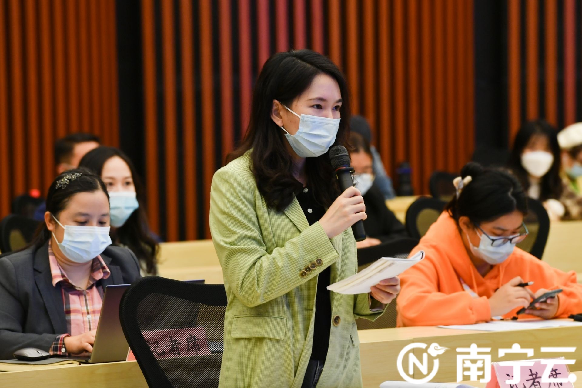 直播回顾 南宁市“三企入桂项目落实、行企助力转型升级”行动开展情况新闻发布会(图9)