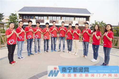 大学生自创手语操 为社会主义核心价值观代