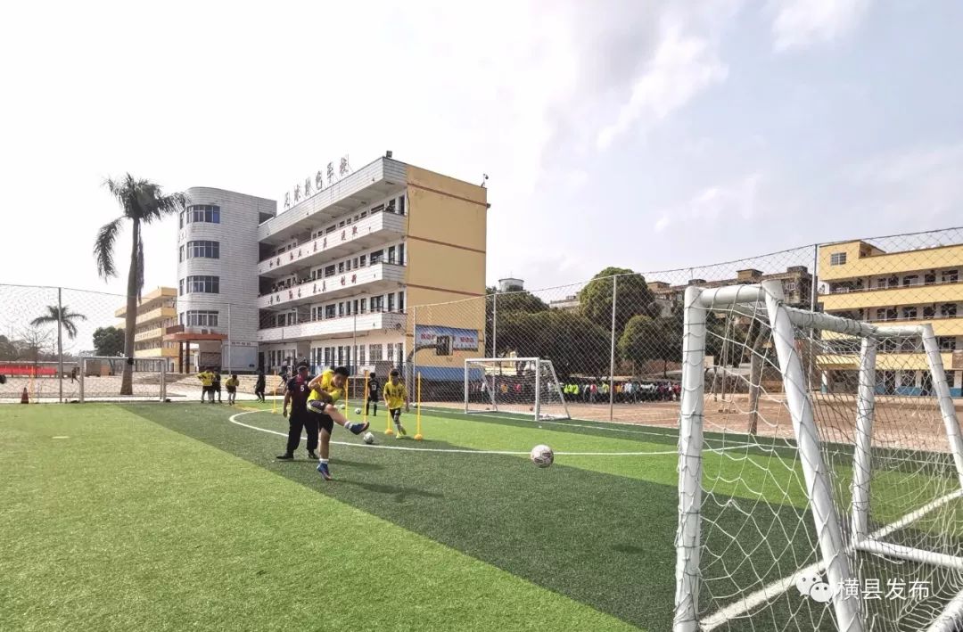 莲塘中学:让足球运动成为特色办学的支撑点