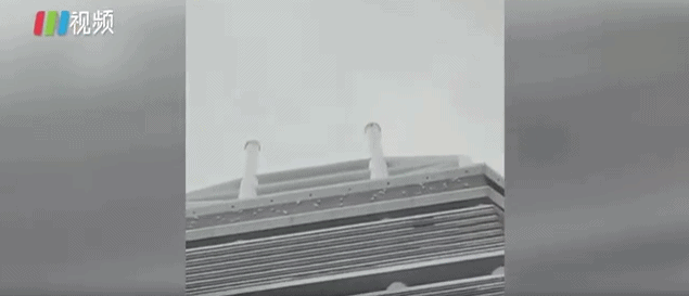 355米高楼疑再发晃动商户被通知撤离